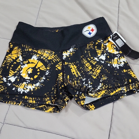 NFL Pants - NFL Team Apparel Womens S Steelers Black and Yellow Shorts